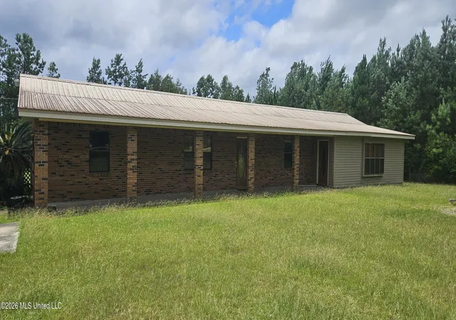 Photo 2 of Single family home for sale at 98 Country Heritage Rd, Poplarville, MS 39470 | MLS# 4157379 | Listing updated on 2026-07-28