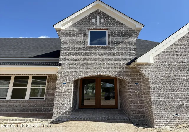 Photo 3 of Single family home for sale at 1558 John Thomas Cvs, Hernando, MS 38632 | MLS# 4157405 | Listing updated on 2026-08-31