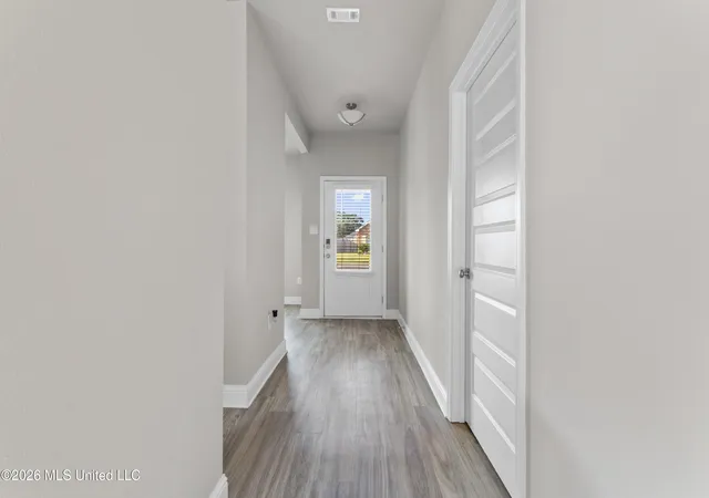 Photo 3 of Single family home for sale at 80 Saltmeadow Cir, Ocean Springs, MS 39564 | MLS# 4157396 | Listing updated on 2026-07-29