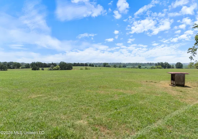 Photo 3 of Sale Pending at 2300 Brownsferry Rd, Senatobia, MS 38668 | MLS# 4157561 | Listing updated on 2026-09-09