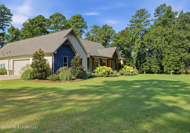 Photo 3 of Sale Pending at 678 Stull Rd, Brandon, MS 39047 | MLS# 4157402 | Listing updated on 2026-09-30
