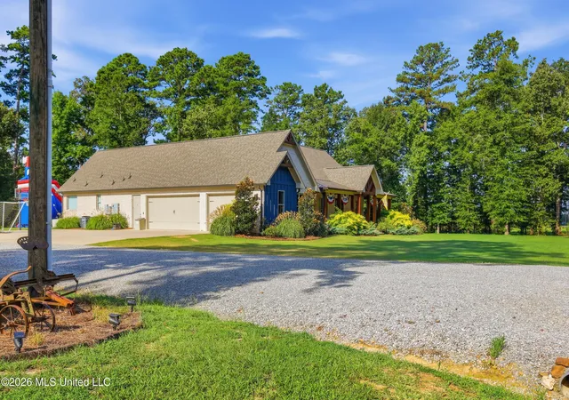 Photo 3 of Sale Pending at 678 Stull Rd, Brandon, MS 39047 | MLS# 4157402 | Listing updated on 2026-09-30