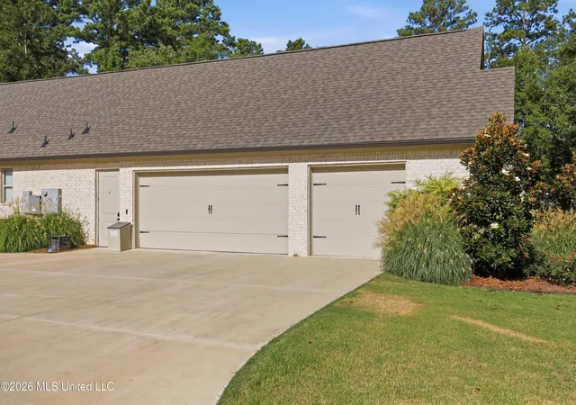 Photo 4 of Sale Pending at 678 Stull Rd, Brandon, MS 39047 | MLS# 4157402 | Listing updated on 2026-09-30