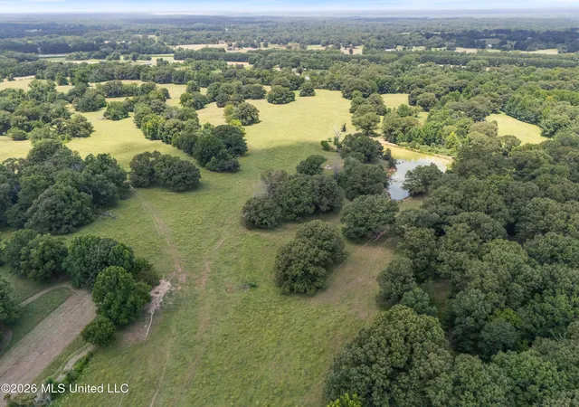 Photo 2 of Sale Pending at 1150 Veazey Rd, Coldwater, MS 38618 | MLS# 4157549 | Listing updated on 2026-09-08