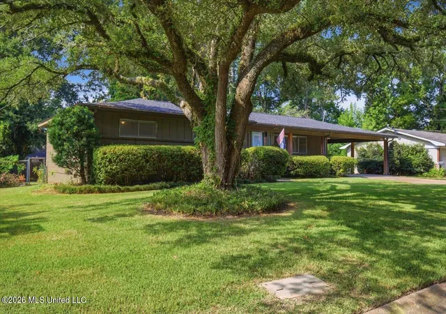 Photo 3 of Sale Pending at 119 Pimlico Pl, Jackson, MS 39211 | MLS# 4158036 | Listing updated on 2026-08-12
