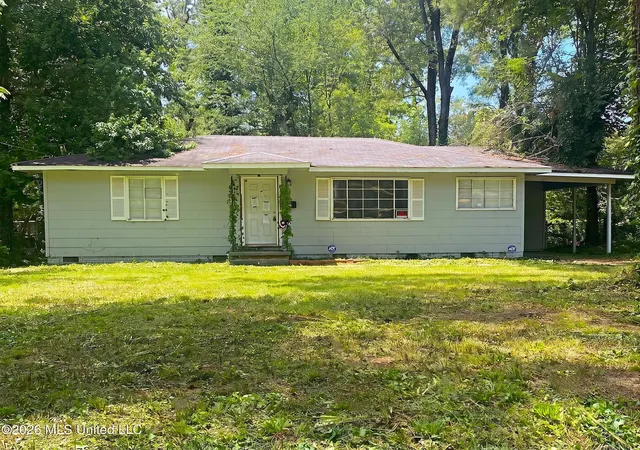 Photo 1 of Sale Pending at 3057 Woodside Dr, Jackson, MS 39212 | MLS# 4157453 | Listing updated on 2026-10-14