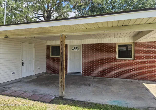 Photo 3 of Single family home for sale at 15170 Lafayette St, Gulfport, MS 39503 | MLS# 4157424 | Listing updated on 2026-08-28