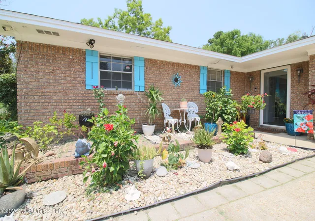 Photo 3 of Sale Pending at 15214 Hamilton St, Gulfport, MS 39503 | MLS# 4157469 | Listing updated on 2026-08-18
