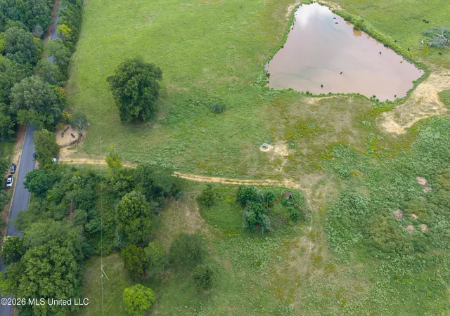Photo 3 of Sale Pending at 799 Looxahoma Cir, Senatobia, MS 38668 | MLS# 4157586 | Listing updated on 2026-07-30
