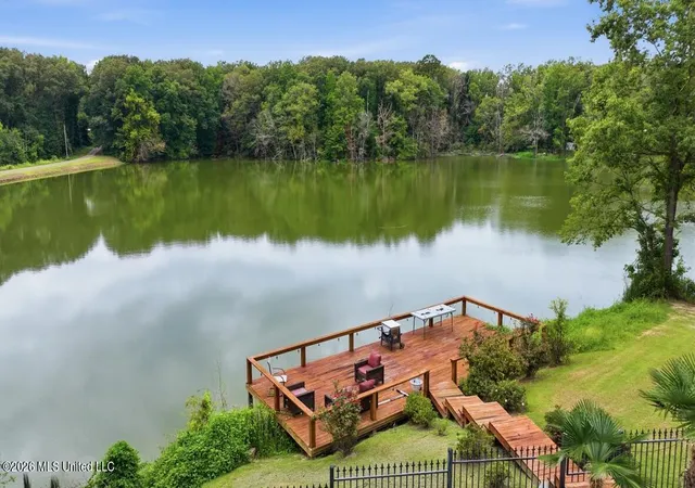 Photo 3 of Single family home for sale at 329 Pennebaker Rd, Vicksburg, MS 39183 | MLS# 4157696 | Listing updated on 2026-09-30