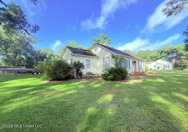 Photo 2 of Single family home for sale at 408 Broad St, Tylertown, MS 39667 | MLS# 4157460 | Listing updated on 2026-08-04