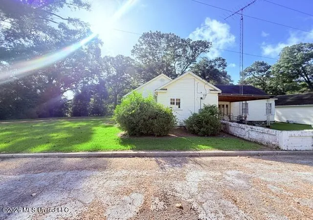 Photo 3 of Single family home for sale at 408 Broad St, Tylertown, MS 39667 | MLS# 4157460 | Listing updated on 2026-08-04