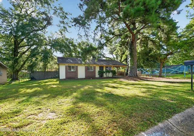 Photo 3 of Single family home for sale at 438 Queen Julianna Ln, Jackson, MS 39209 | MLS# 4159054 | Listing updated on 2026-09-17