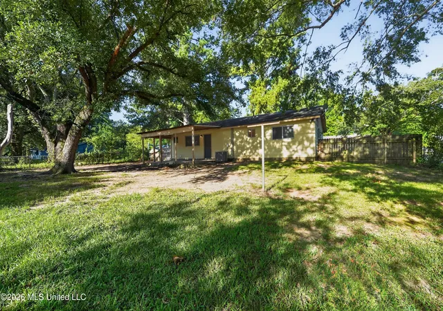 Photo 4 of Single family home for sale at 438 Queen Julianna Ln, Jackson, MS 39209 | MLS# 4159054 | Listing updated on 2026-09-17