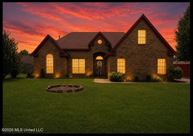 Photo 2 of Sale Pending at 4253 Ravenwood Park, Horn Lake, MS 38637 | MLS# 4157610 | Listing updated on 2026-08-07
