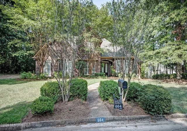 Photo 1 of Single family home for sale at 664 Spring Lake Dr, Pearl, MS 39208 | MLS# 4157510 | Listing updated on 2026-09-17