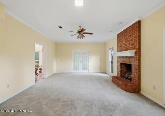 Photo 4 of Sale Pending at 15 S Crownpointe Dr, Jackson, MS 39211 | MLS# 4157981 | Listing updated on 2026-08-16
