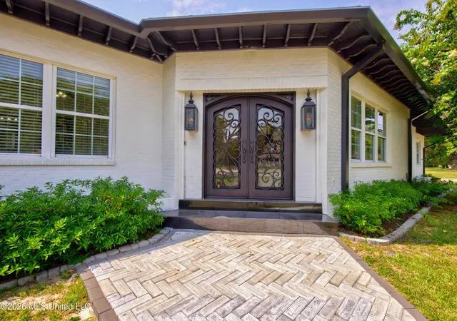 Photo 2 of Single family home for sale at 1143 2nd Street, Gulfport, MS 39501 | MLS# 4157601 | Listing updated on 2026-09-12