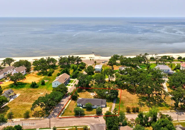 Photo 3 of Single family home for sale at 1143 2nd Street, Gulfport, MS 39501 | MLS# 4157601 | Listing updated on 2026-09-12