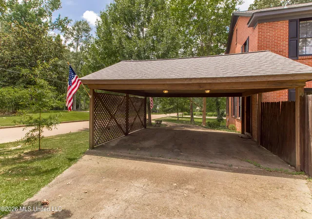 Photo 3 of Single family home for sale at 900 N James Ave, Mc Comb, MS 39648 | MLS# 4157538 | Listing updated on 2026-09-19
