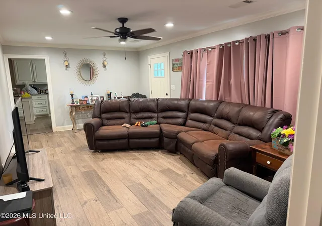 Photo 2 of Single family home for sale at 326 Sw 2nd Street, Magee, MS 39111 | MLS# 4157645 | Listing updated on 2026-07-31