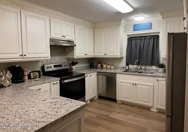 Photo 4 of Single family home for sale at 326 SW 2nd Street, Magee, MS 39111 | MLS# 4157645 | Listing updated on 2026-07-31