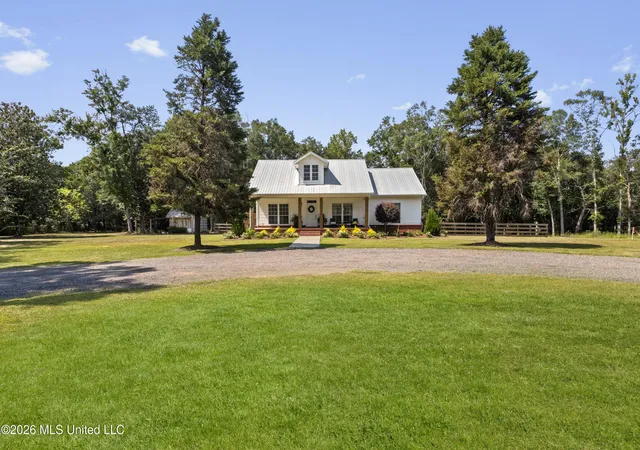 Photo 3 of Sale Pending at 13105 Fairley Rd, Vancleave, MS 39565 | MLS# 4158229 | Listing updated on 2026-08-07