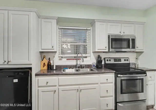 Photo 4 of Single family home for sale at 323 Rich Ave, Biloxi, MS 39531 | MLS# 4158064 | Listing updated on 2026-08-04
