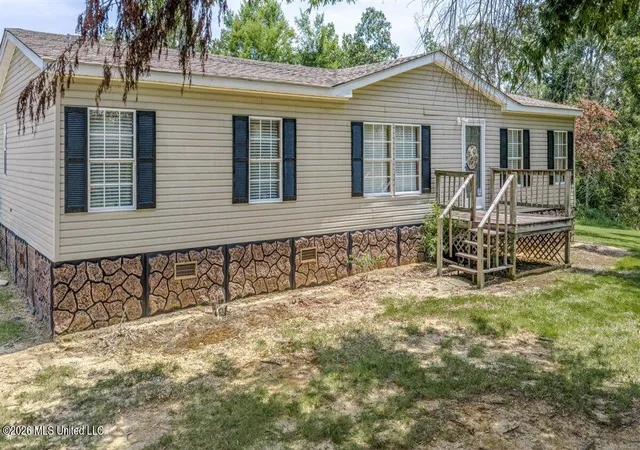 Photo 1 of Sale Pending at 452 Hudson Rd, Sardis, MS 38666 | MLS# 4157571 | Listing updated on 2026-08-20