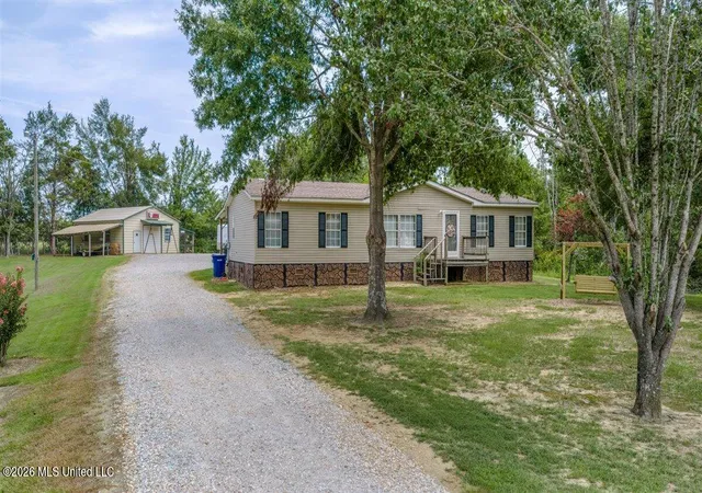 Photo 2 of Sale Pending at 452 Hudson Rd, Sardis, MS 38666 | MLS# 4157571 | Listing updated on 2026-08-20