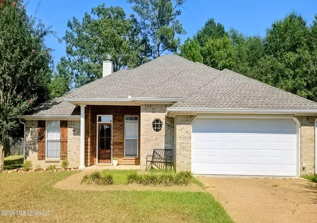 Single family home for sale at 107 Chinkapin Cvs, Pearl, MS 39208 | MLS# 4157773