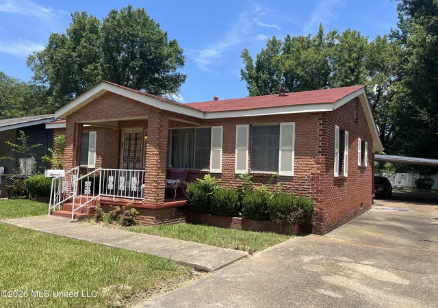 Photo 2 of Single family home for sale at 1546 Weeks St, Jackson, MS 39213 | MLS# 4157581 | Listing updated on 2026-07-31
