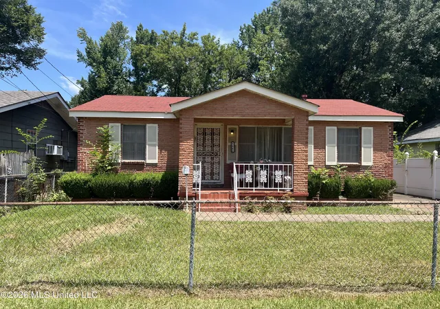 Photo 3 of Single family home for sale at 1546 Weeks St, Jackson, MS 39213 | MLS# 4157581 | Listing updated on 2026-07-31