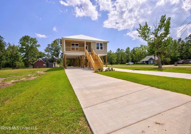 Photo 3 of Single family home for sale at 10113 Bald Eagle Dr, Biloxi, MS 39532 | MLS# 4158162 | Listing updated on 2026-08-27