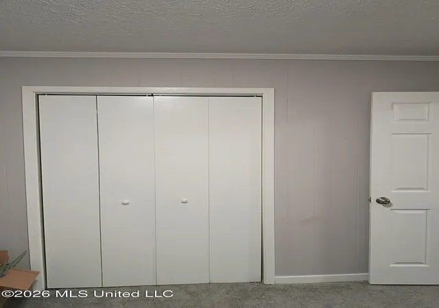 Photo 3 of Single family home for sale at 327 Reed Ave, Jackson, MS 39206 | MLS# 4157728 | Listing updated on 2026-08-18