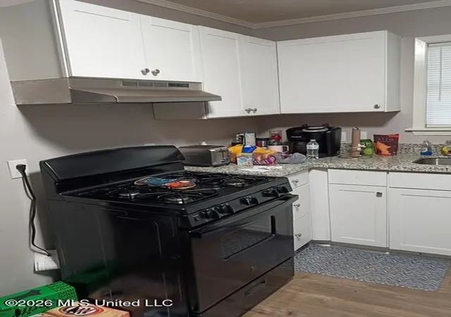 Photo 3 of Single family home for sale at 327 Reed Ave, Jackson, MS 39206 | MLS# 4157728 | Listing updated on 2026-08-18