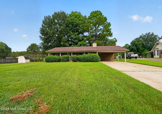 Photo 1 of Single family home for sale at 117 White Oak Ct, Jackson, MS 39212 | MLS# 4157744 | Listing updated on 2026-07-31