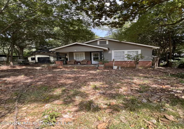 Photo 1 of Sale Pending at 520 N Church St, Brookhaven, MS 39601 | MLS# 4157621 | Listing updated on 2026-08-27
