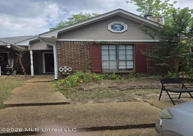 Photo 1 of Multi family home for sale at 2444 River Oaks Blvd, Jackson, MS 39211 | MLS# 4157627 | Listing updated on 2026-08-20