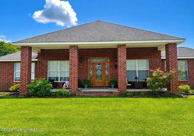 Photo 1 of Single family home for sale at 24 Jennie Ln, Picayune, MS 39466 | MLS# 4157634 | Listing updated on 2026-07-31