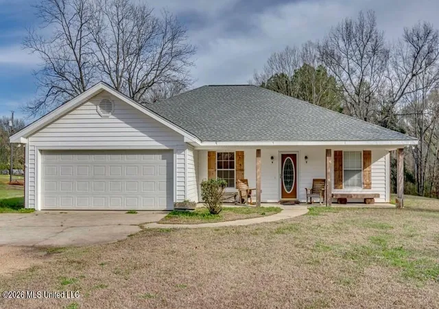 Photo 1 of Sale Pending at 110 Scr 129, Mendenhall, MS 39114 | MLS# 4157643 | Listing updated on 2026-08-11