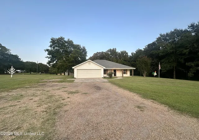 Photo 3 of Sale Pending at 110 Scr 129, Mendenhall, MS 39114 | MLS# 4157643 | Listing updated on 2026-08-11
