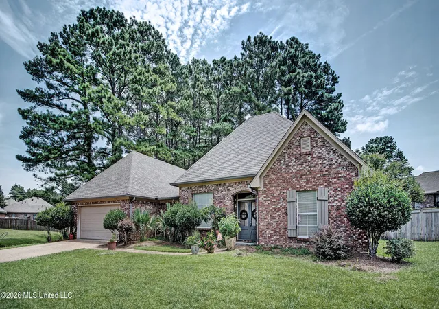 Photo 1 of Single family home for sale at 117 Devlin Springs Dr, Madison, MS 39110 | MLS# 4157642 | Listing updated on 2026-09-01