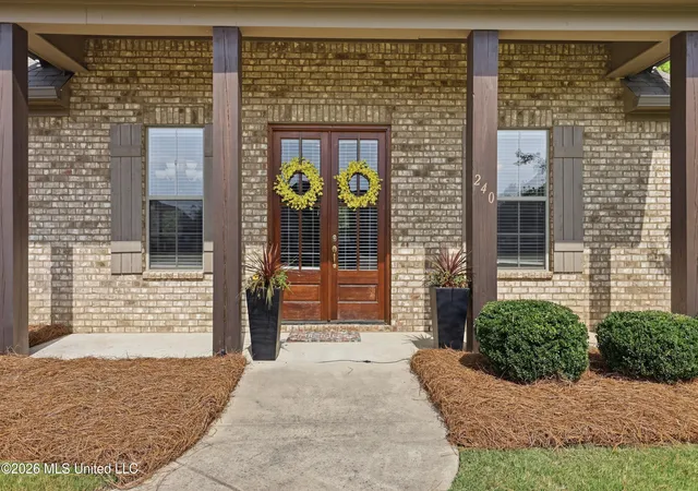 Photo 3 of Single family home for sale at 240 Falls Xing, Madison, MS 39110 | MLS# 4157793 | Listing updated on 2026-08-24