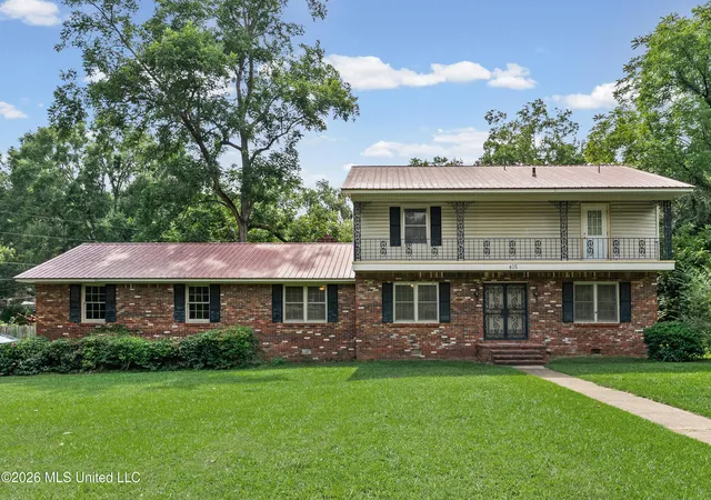 Photo 1 of Sale Pending at 405 S Pocahontas St, Sardis, MS 38666 | MLS# 4157768 | Listing updated on 2026-09-02