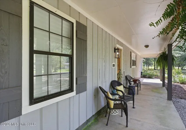 Photo 3 of Sale Pending at 1226 Wesley Dr, Jackson, MS 39209 | MLS# 4157675 | Listing updated on 2026-08-05