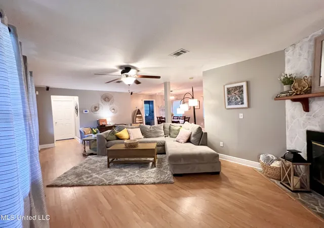 Photo 4 of Single family home for sale at 13 40th Street, Gulfport, MS 39507 | MLS# 4157761 | Listing updated on 2026-08-26