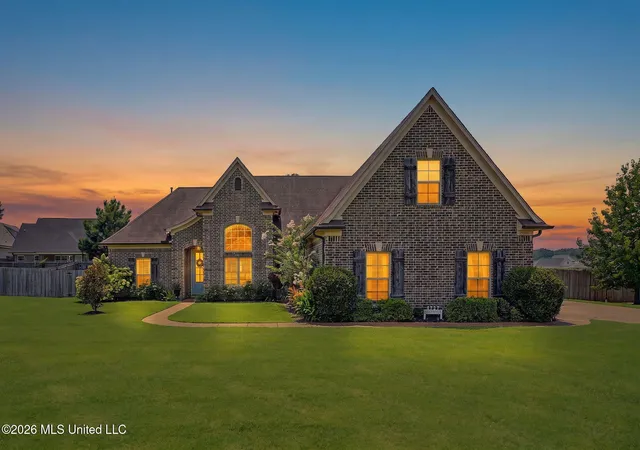 Photo 2 of Single family home for sale at 1727 Marcia Louise Dr, Southaven, MS 38672 | MLS# 4157686 | Listing updated on 2026-09-19