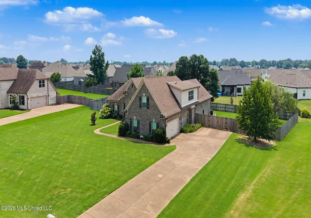 Photo 3 of Single family home for sale at 1727 Marcia Louise Dr, Southaven, MS 38672 | MLS# 4157686 | Listing updated on 2026-09-19
