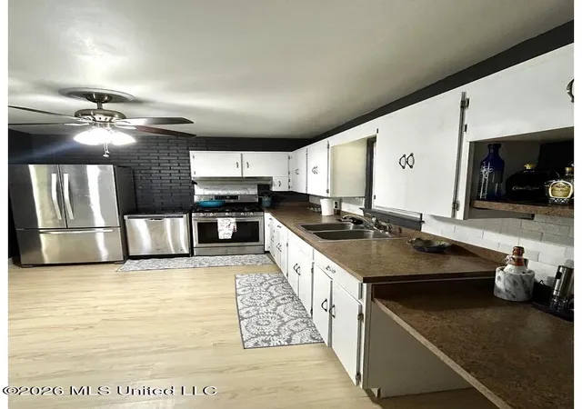 Photo 3 of Single family home for sale at 251 Beeman Dr, Biloxi, MS 39531 | MLS# 4157738 | Listing updated on 2026-08-21